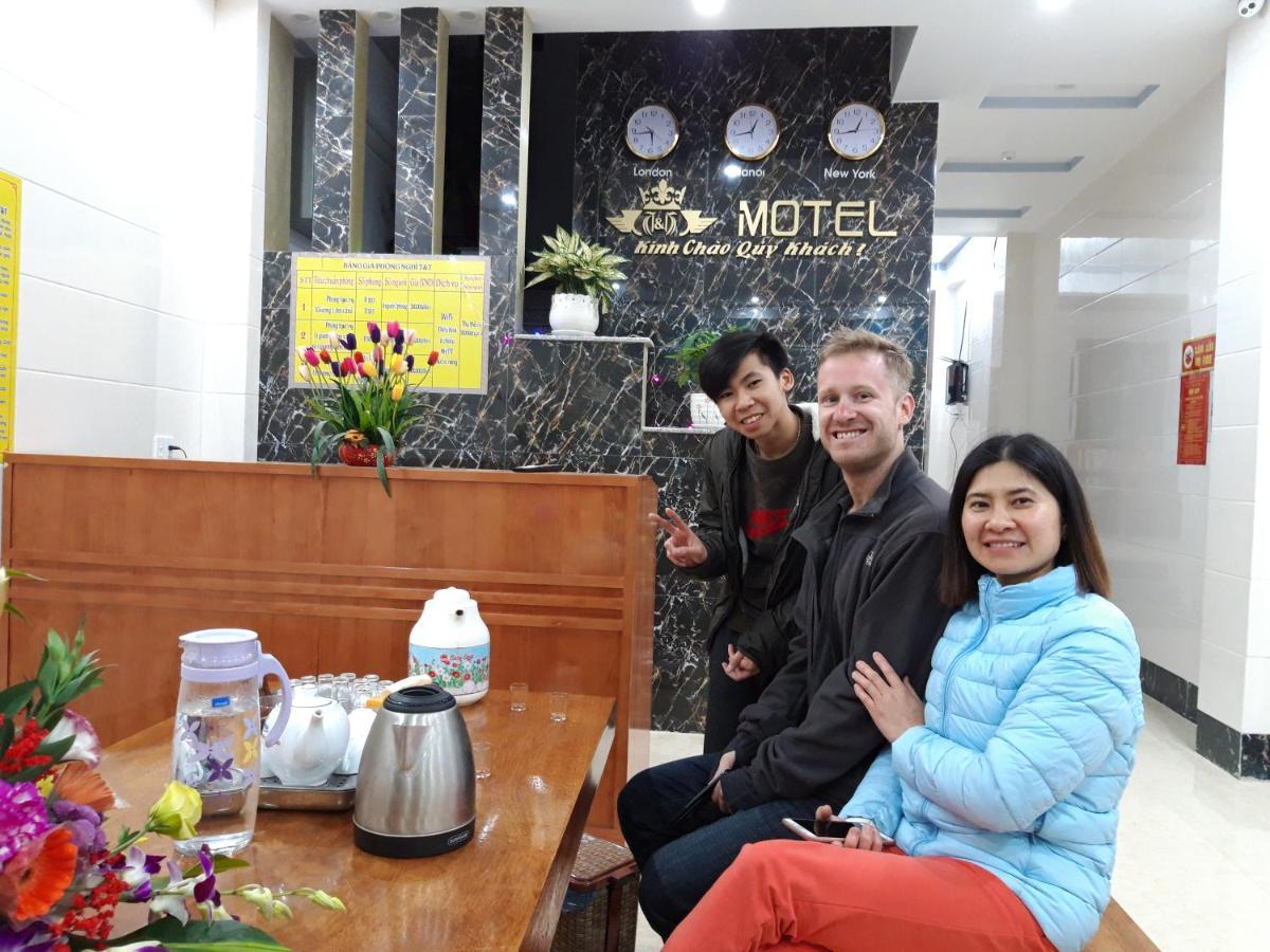 Nha Nghi T&T Hotel Донг Ван Екстериор снимка