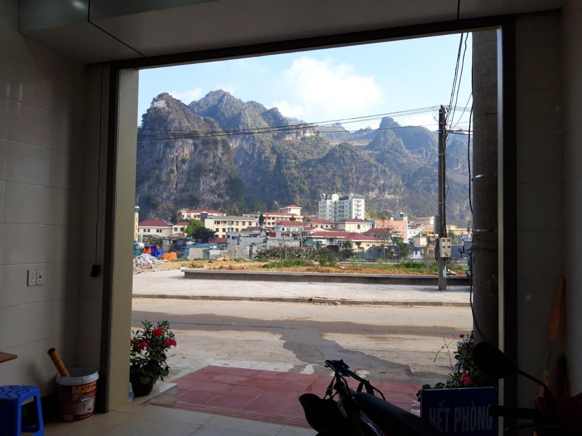 Nha Nghi T&T Hotel Донг Ван Екстериор снимка