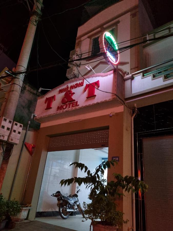 Nha Nghi T&T Hotel Донг Ван Екстериор снимка
